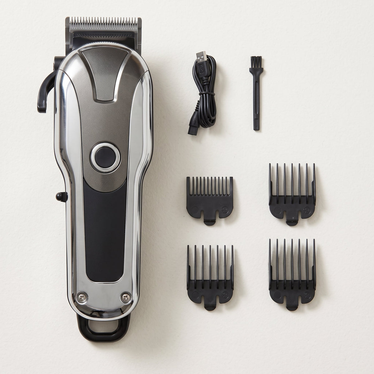 Cordless pet hair clipper detail